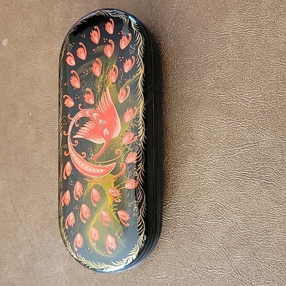 NEW EYEGLASS HARD SHELL CASE RUSSIAN GIFT - Picture 1 of 5